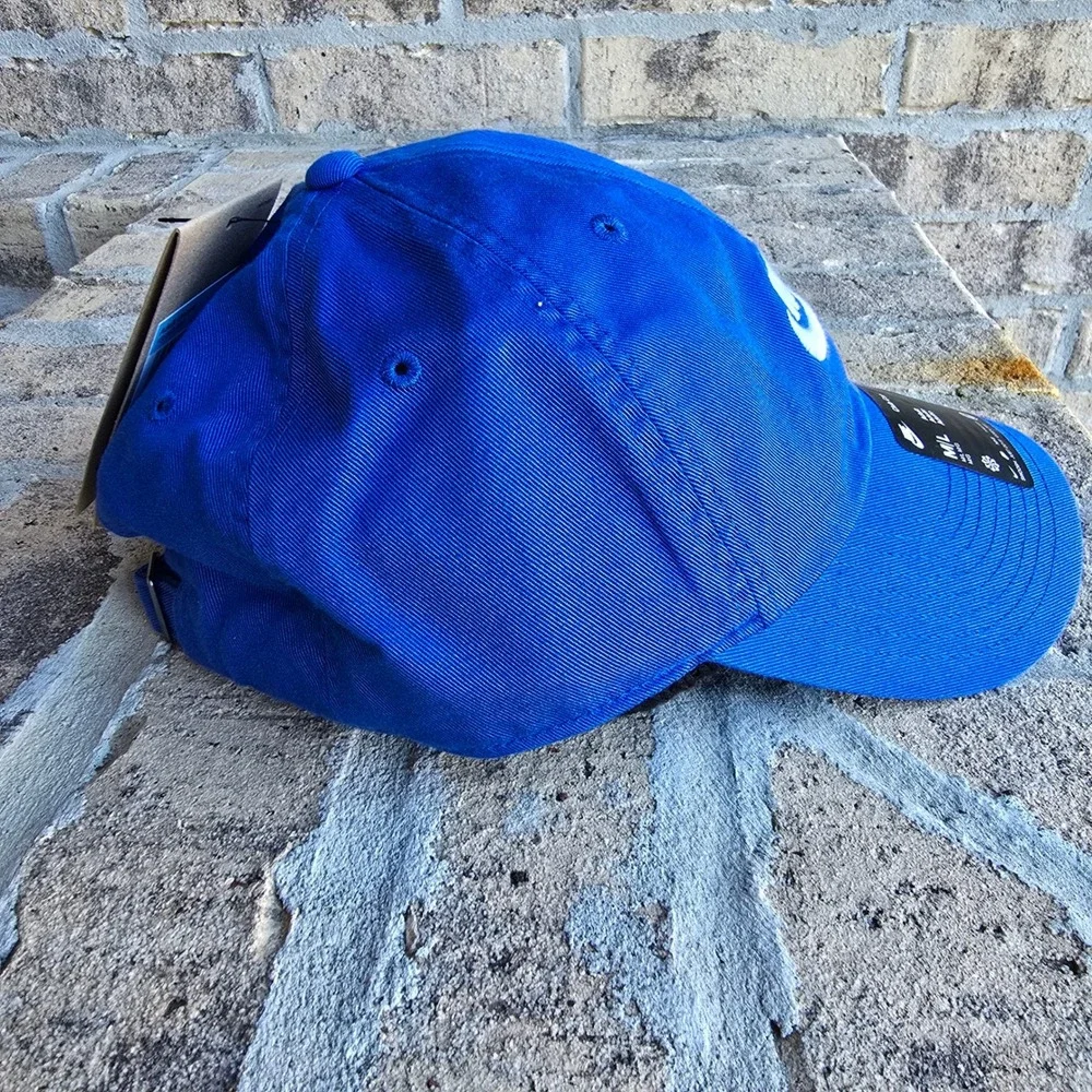 Nike Club Cap Mens Royal Blue Embroidered Futura Logo Strapback Hat Med/Large - Picture 3 of 7